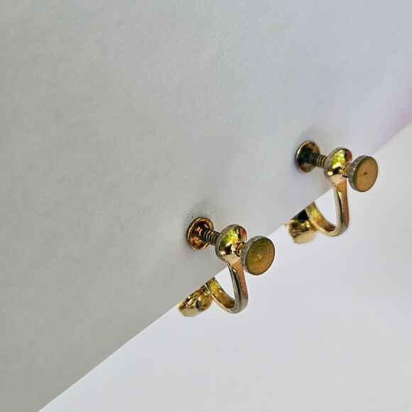 Amber Rhinestone Pin, Gold-toned Brooch with Coordinating Screw back Earrings - Picture 4 of 12